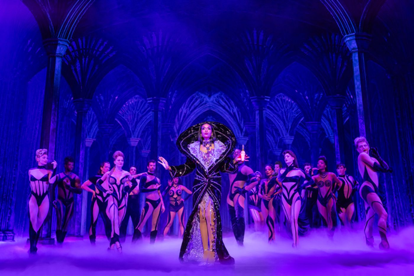 Video/Photos: Megan Hilty, Jennifer Simard, Michelle Williams & More in DEATH BECOMES HER  Image
