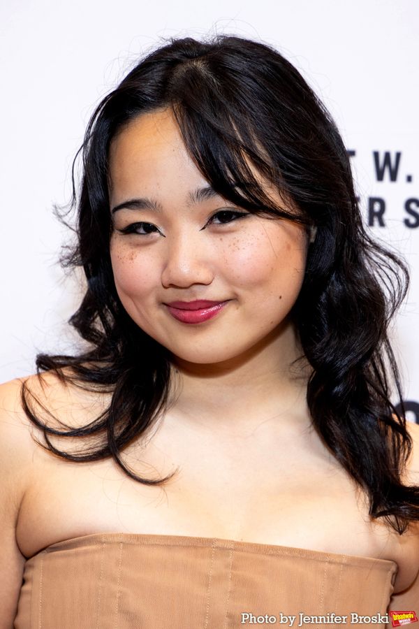 Helen J. Shen Photo