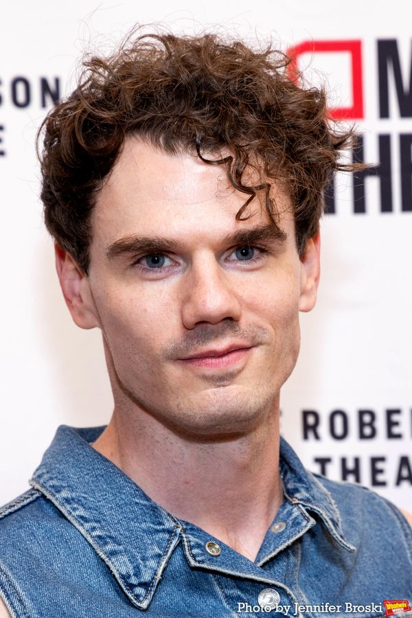 Jay Armstrong Johnson Photo