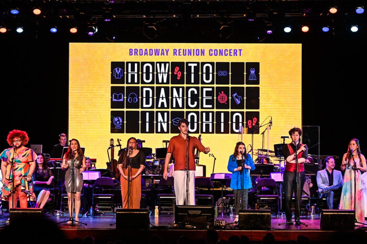 Photos: Inside HOW TO DANCE IN OHIO's Reunion Concert  Image