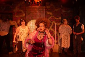 Sydney Genco with Tyler Anthony Smith, Taylor Dalton, Caitlin Jackson and Patrick O''Keefe @ BroadwayWorld Sydney Genco with Tyler Anthony Smith, Taylor Dalton, Caitlin Jackson and Patrick O'' Photo