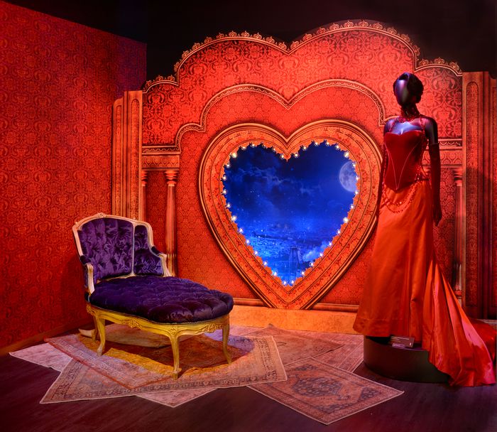 Photos: Inside the MOULIN ROUGE! Exhibit at the Museum of Broadway — photo 13 of 19