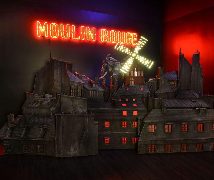 Photos: Inside the MOULIN ROUGE! Exhibit at the Museum of Broadway — photo 18 of 19