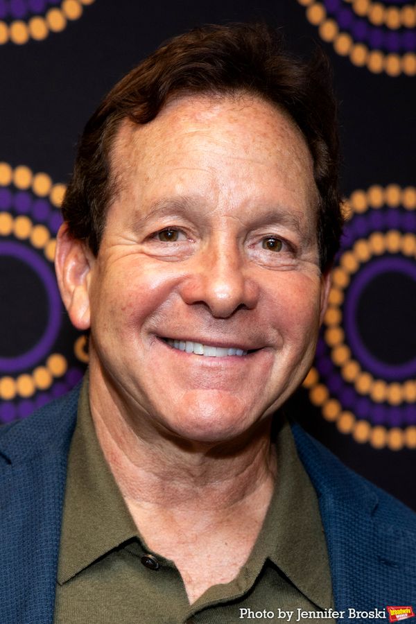 Steve Guttenberg Photo