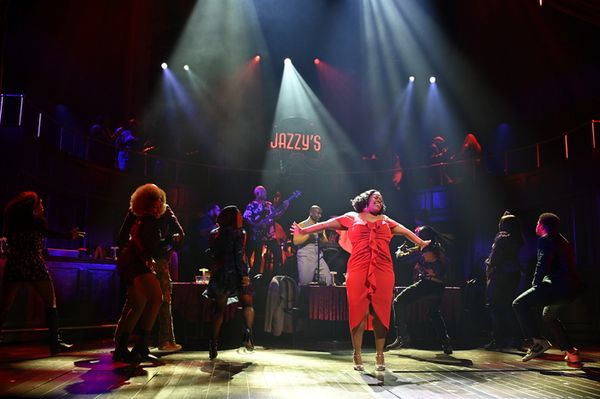 Amber Riley and the cast  Photo