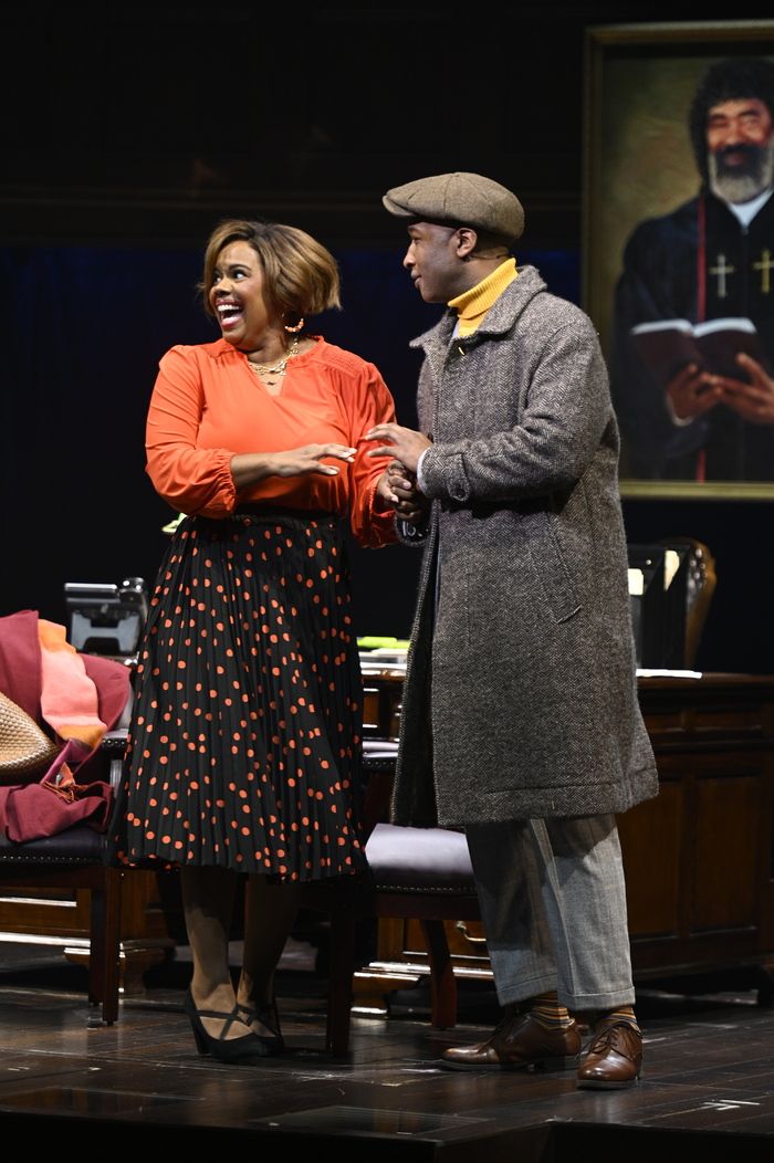 Photos: First Look at Amber Riley & More in THE PREACHER'S WIFE World Premiere — photo 14 of 23