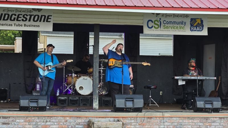 Review: BIG SHANE THORNTON Headlines at Picklefest  Image