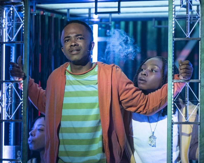 Review: LONG WAY DOWN at Olney Theatre Center  Image