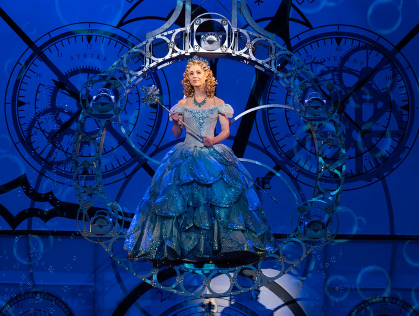 Photos: First Look at the New Cast of the National Tour of WICKED  Image