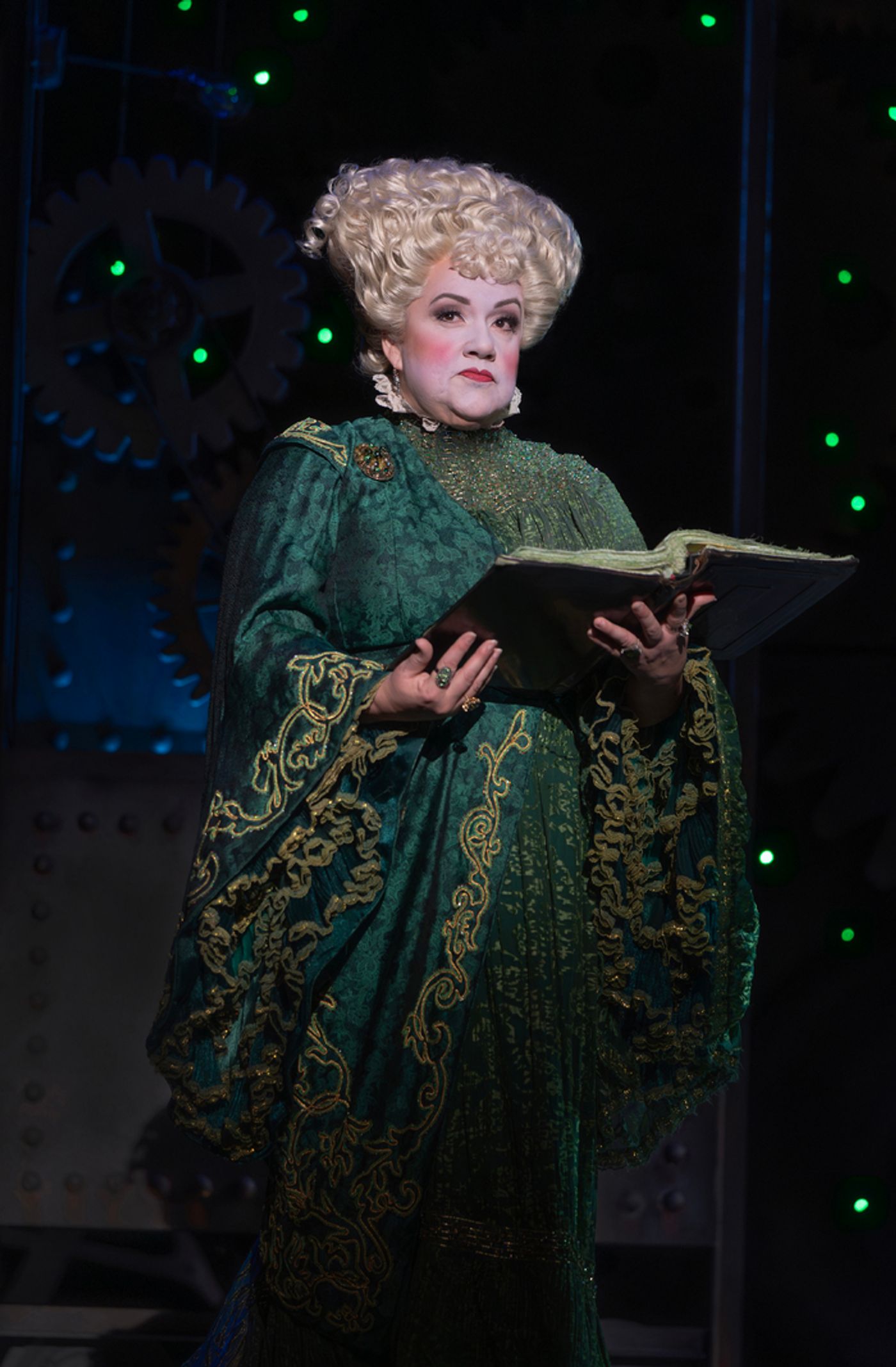 Photos: First Look at the New Cast of the National Tour of WICKED  Image