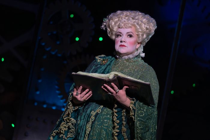 Photos: First Look at the New Cast of the National Tour of WICKED — photo 7 of 18
