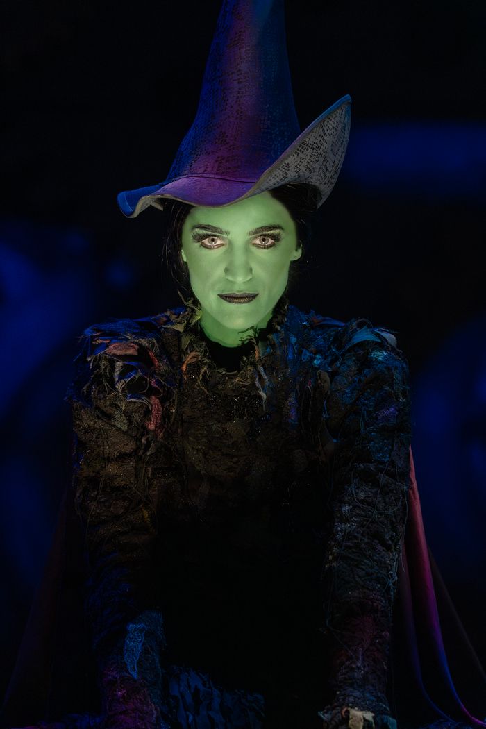 Photos: First Look at the New Cast of the National Tour of WICKED — photo 18 of 18