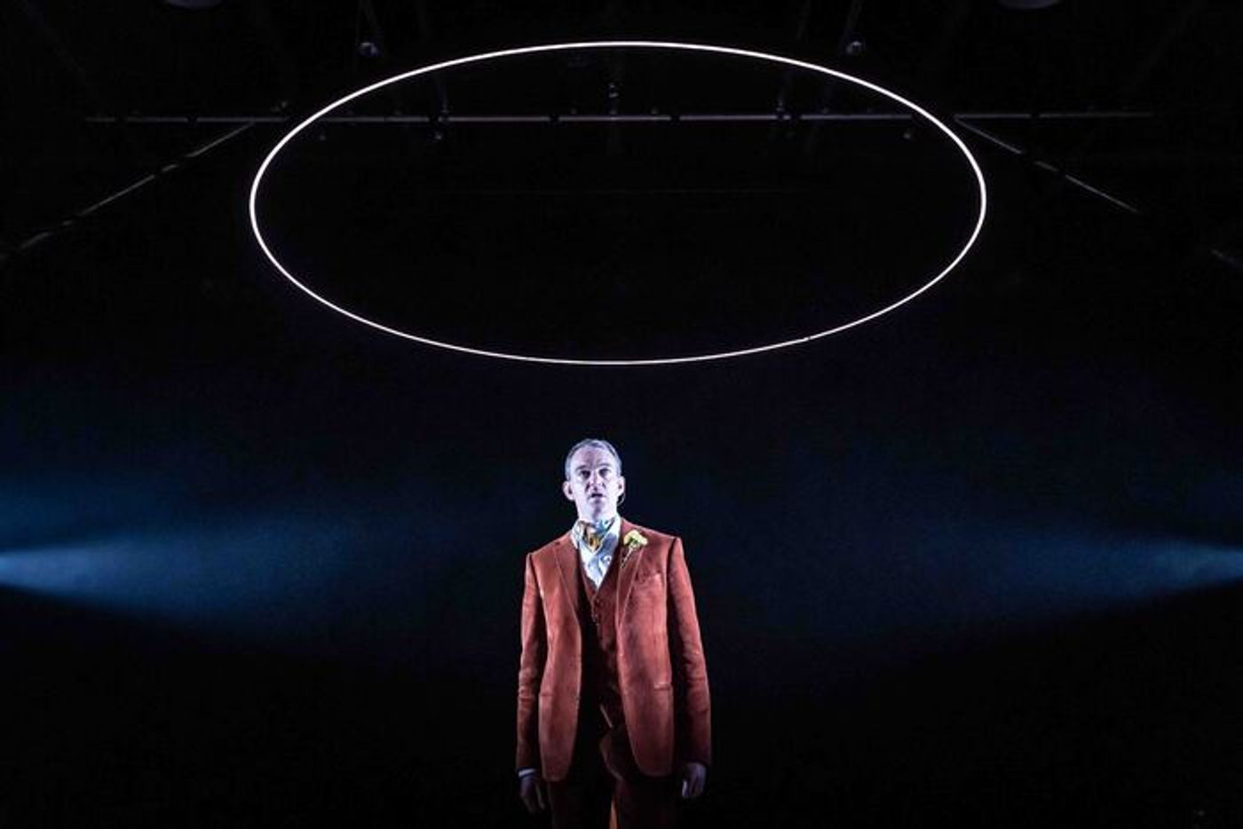 Photos: First Look at Alastair Whatley in THE IMPORTANCE OF BEING OSCAR at Reading Rep Theatre  Image