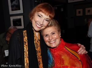 Karen Akers, Lorna Dallas Photo