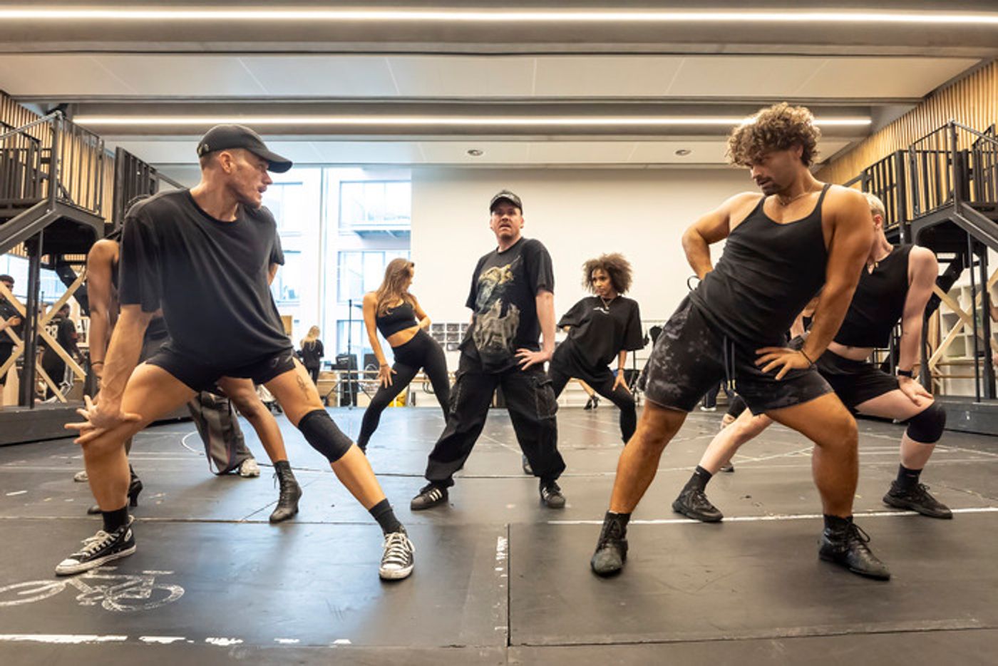 Photos: See Todrick Hall & More in Rehearsals for BURLESQUE  Image