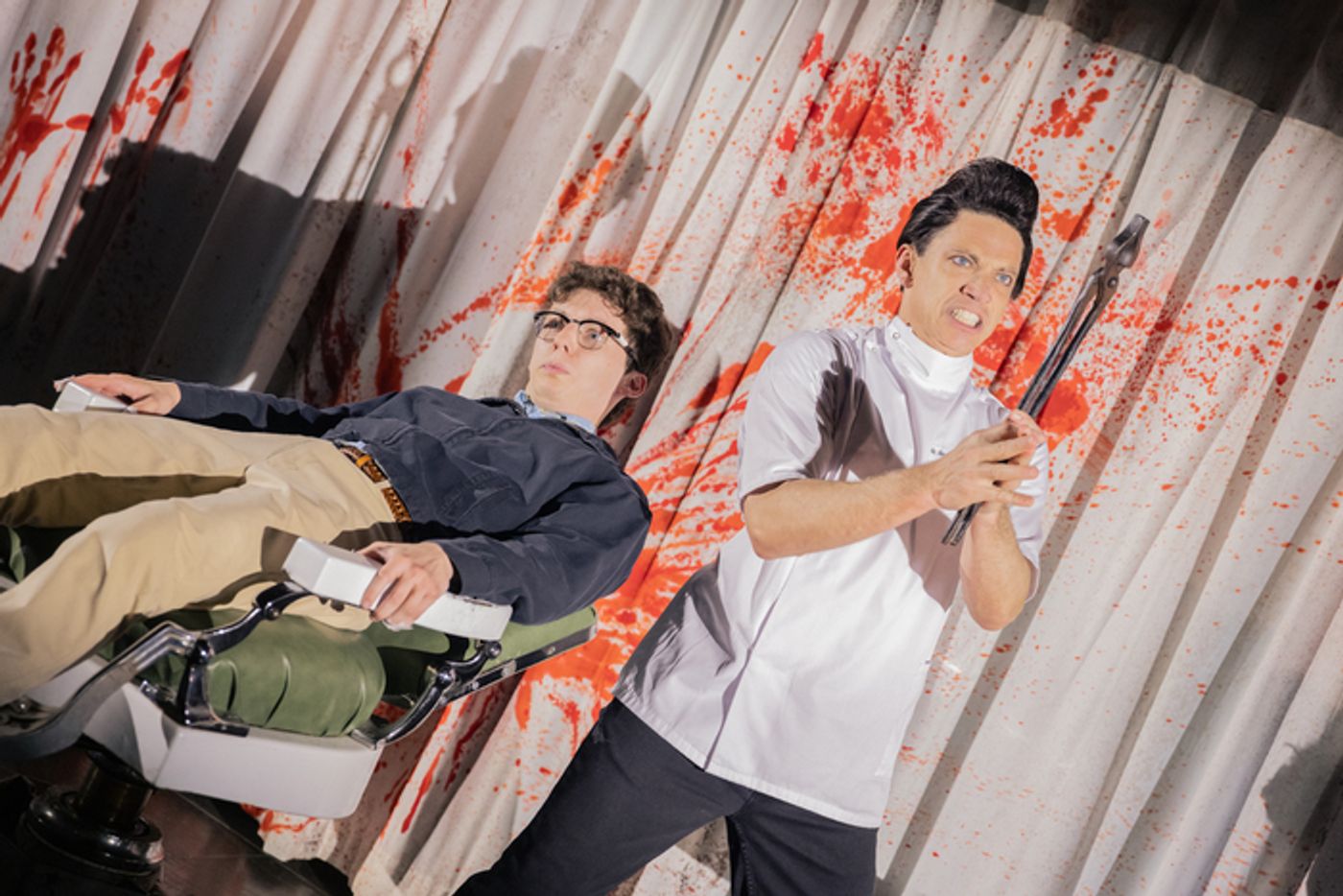 Photos: See Sarah Hyland & Andrew Barth Feldman in LITTLE SHOP OF HORRORS  Image