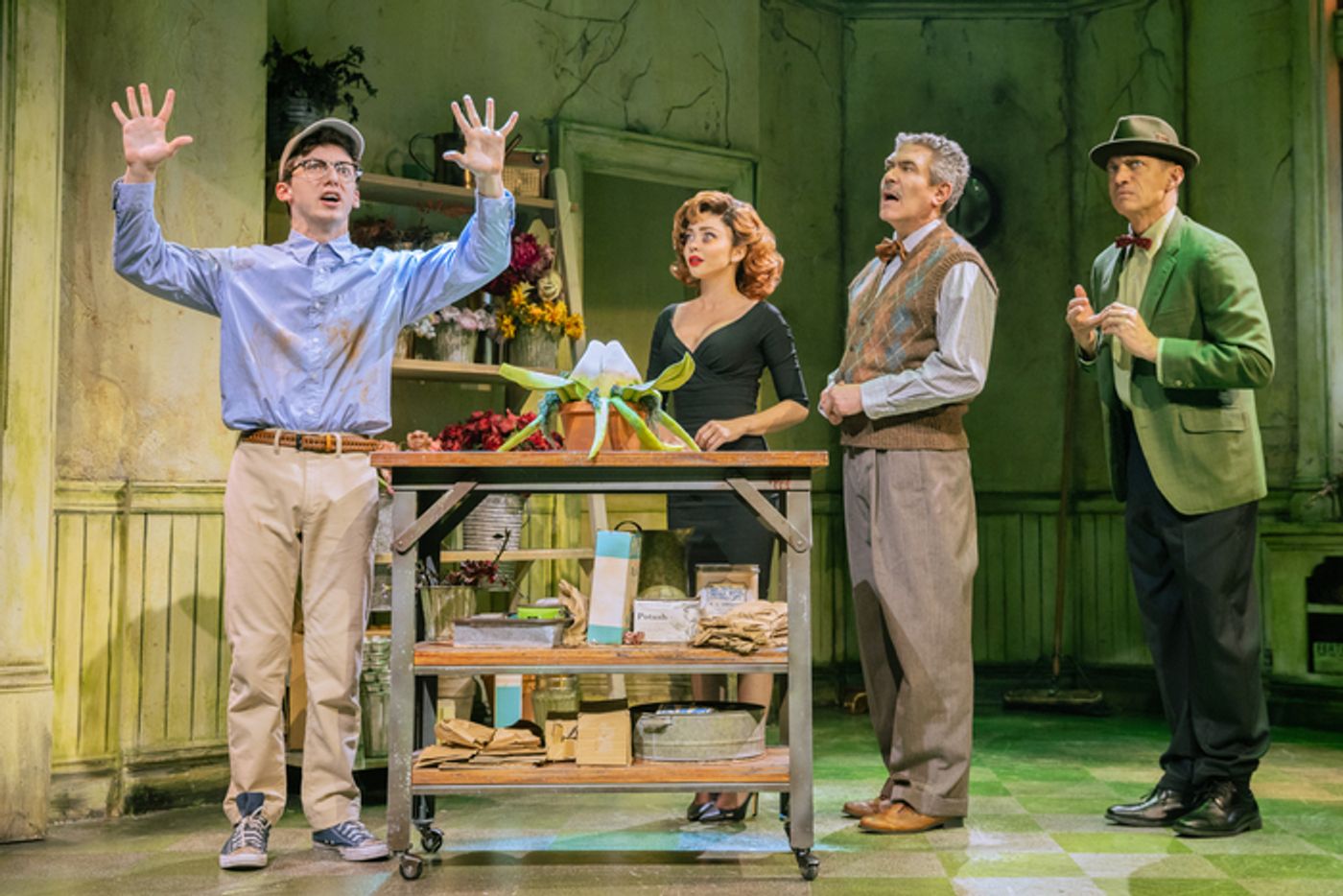 Photos: See Sarah Hyland & Andrew Barth Feldman in LITTLE SHOP OF HORRORS  Image