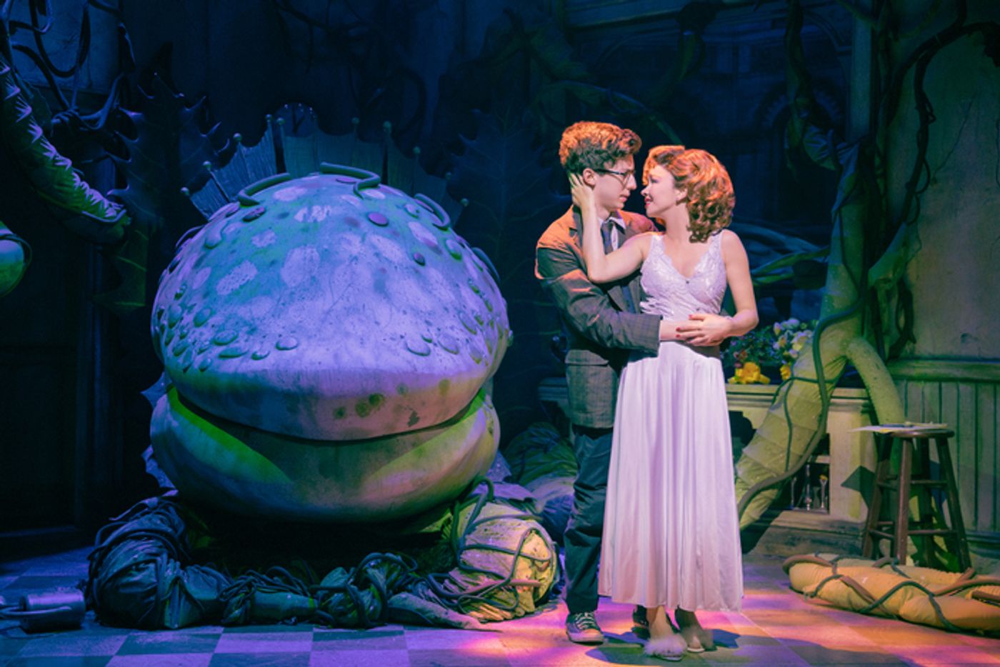 Photos: See Sarah Hyland & Andrew Barth Feldman in LITTLE SHOP OF HORRORS  Image