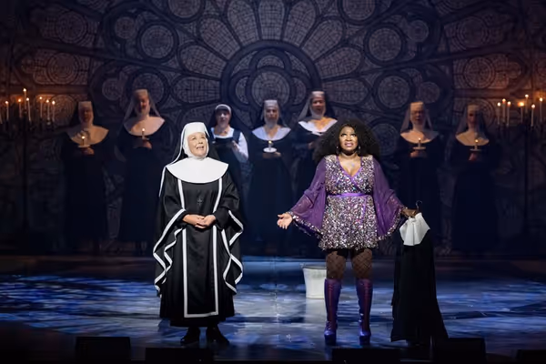 Wendi Peters, Landi Oshinowo, and company Photo