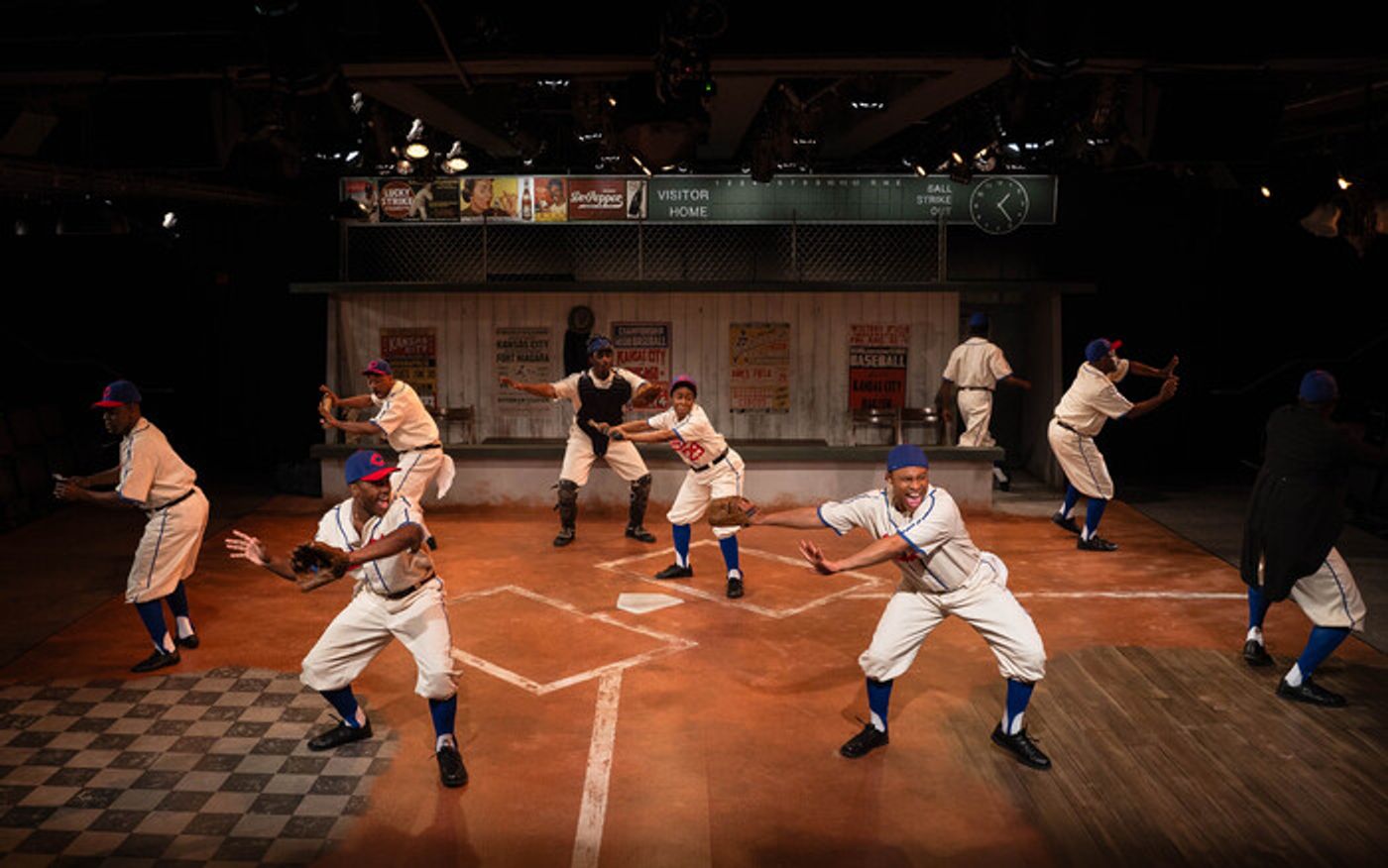 Photos: First Look at TONI STONE at Playhouse on Park  Image