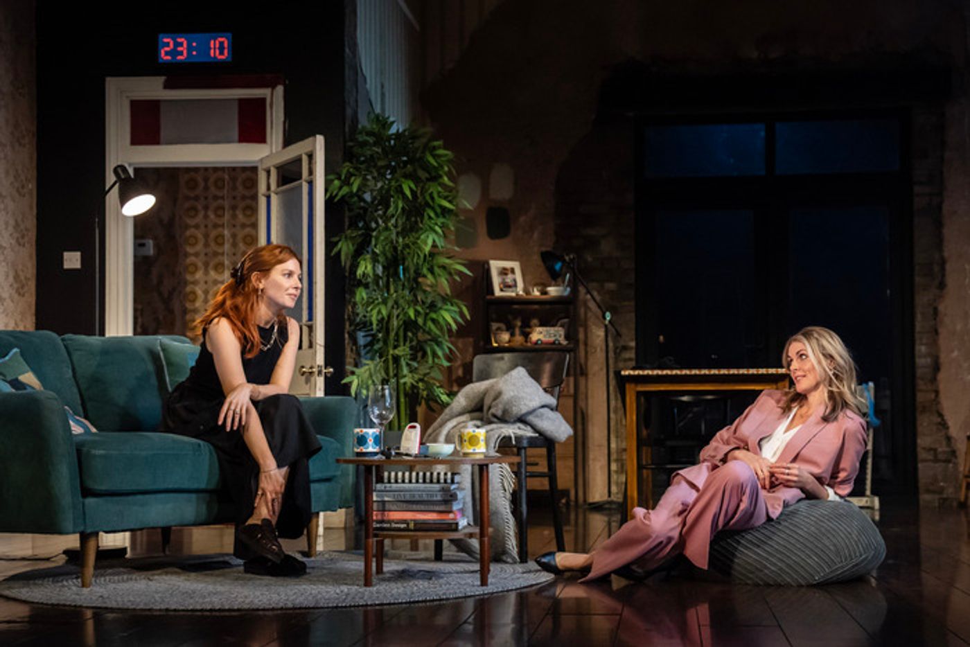 Photos: First Look at the West End Return of 2:22 - A GHOST STORY  Image