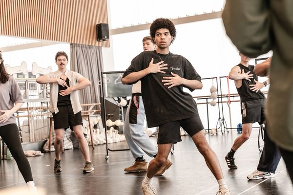 Tom Norman (Ensemble), Hugo Rolland (Ensemble) 
 Photo