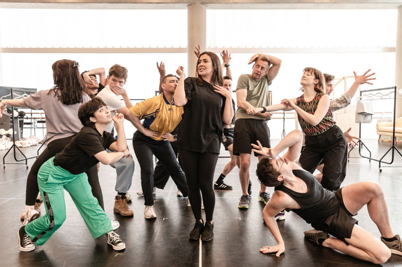 Photos: Kym Marsh and More in Rehearsal For 101 DALMATIONS  Image