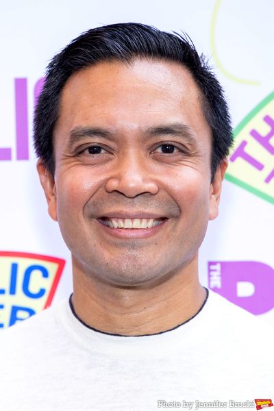 Jose Llana Photo