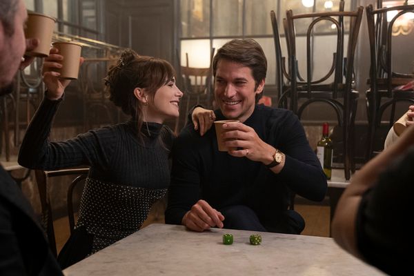  Lily Collins and Lucas Bravo  Photo
