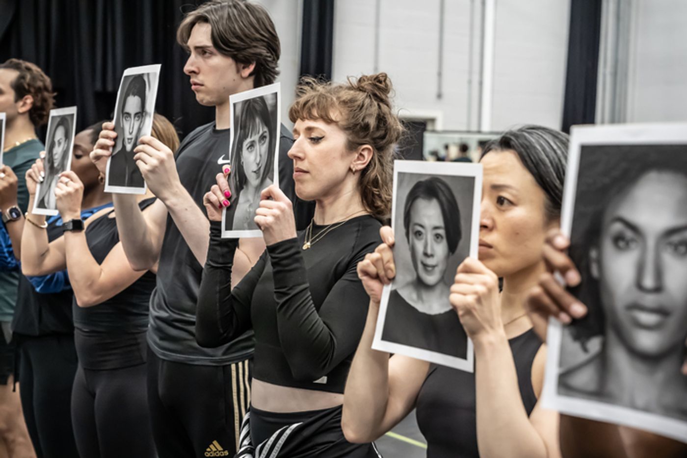 Photos: Inside Rehearsal For the UK Tour of A CHORUS LINE at Curve  Image