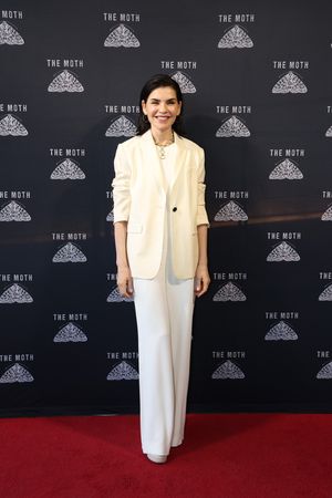 Julianna Margulies @ BroadwayWorld Julianna Margulies Photo