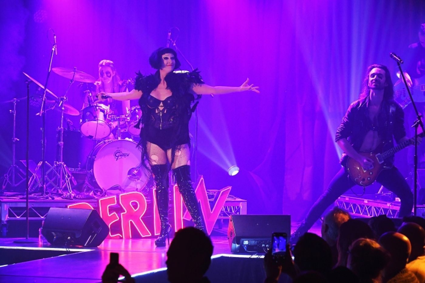 REVIEW: Bernie Dieter's CLUB KABARETT Is Classic Weimar Inspired Circus Cabaret Escapism  Image