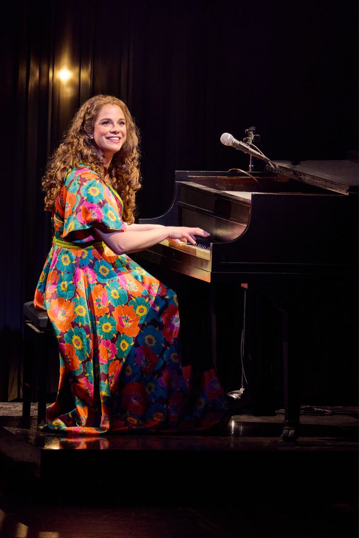 Photos: First Look at Kennedy, Massell, and More in BEAUTIFUL at Paper Mill Playhouse — photo 9 of 14