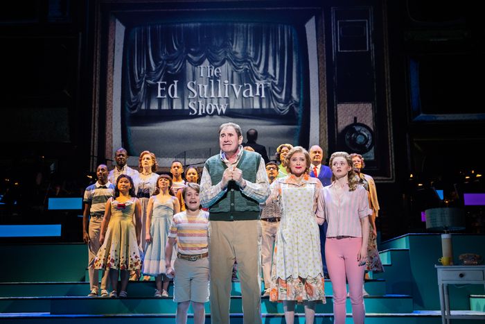 Photos: First Look at Ephraim Sykes, Christian Borle, Krysta Rodriguez, and More in BYE BYE BIRDIE at the Kennedy Center — photo 3 of 13