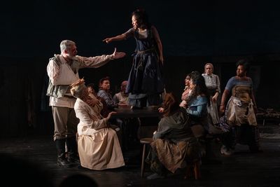 (Center) Sandra Oh (Lizzy Luke); (around table) Mary McCann (Charlotte Cary), Glenn F Photo