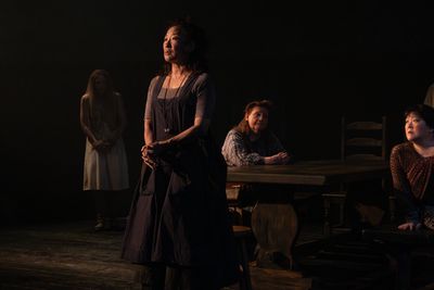 Haley Wong (Sally Poppy), Sandra Oh (Lizzy Luke), Dale Soules (Sarah Smith), Ann Hara Photo