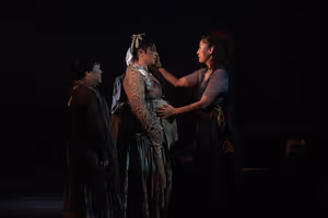 Ann Harada (Judith Brewer), Simone Recasner (Peg Carter), Sandra Oh (Lizzy Luke) Photo