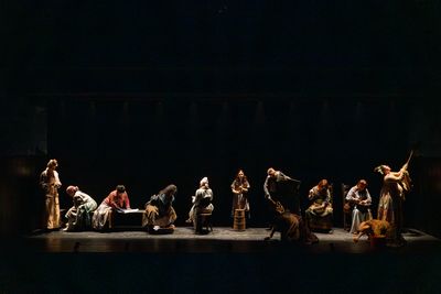 (back row) Mary McCann (Charlotte Cary), Jennifer Nikki Kidwell (Ann Lavender), Ann H Photo