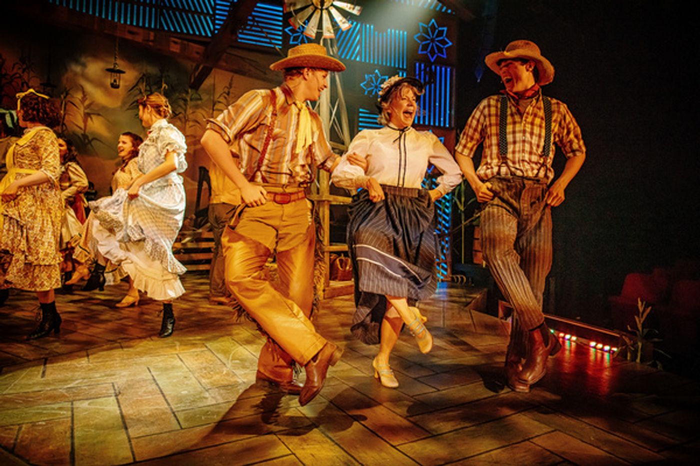 Photos: The Encore Musical Theatre Company Presents OKLAHOMA!  Image
