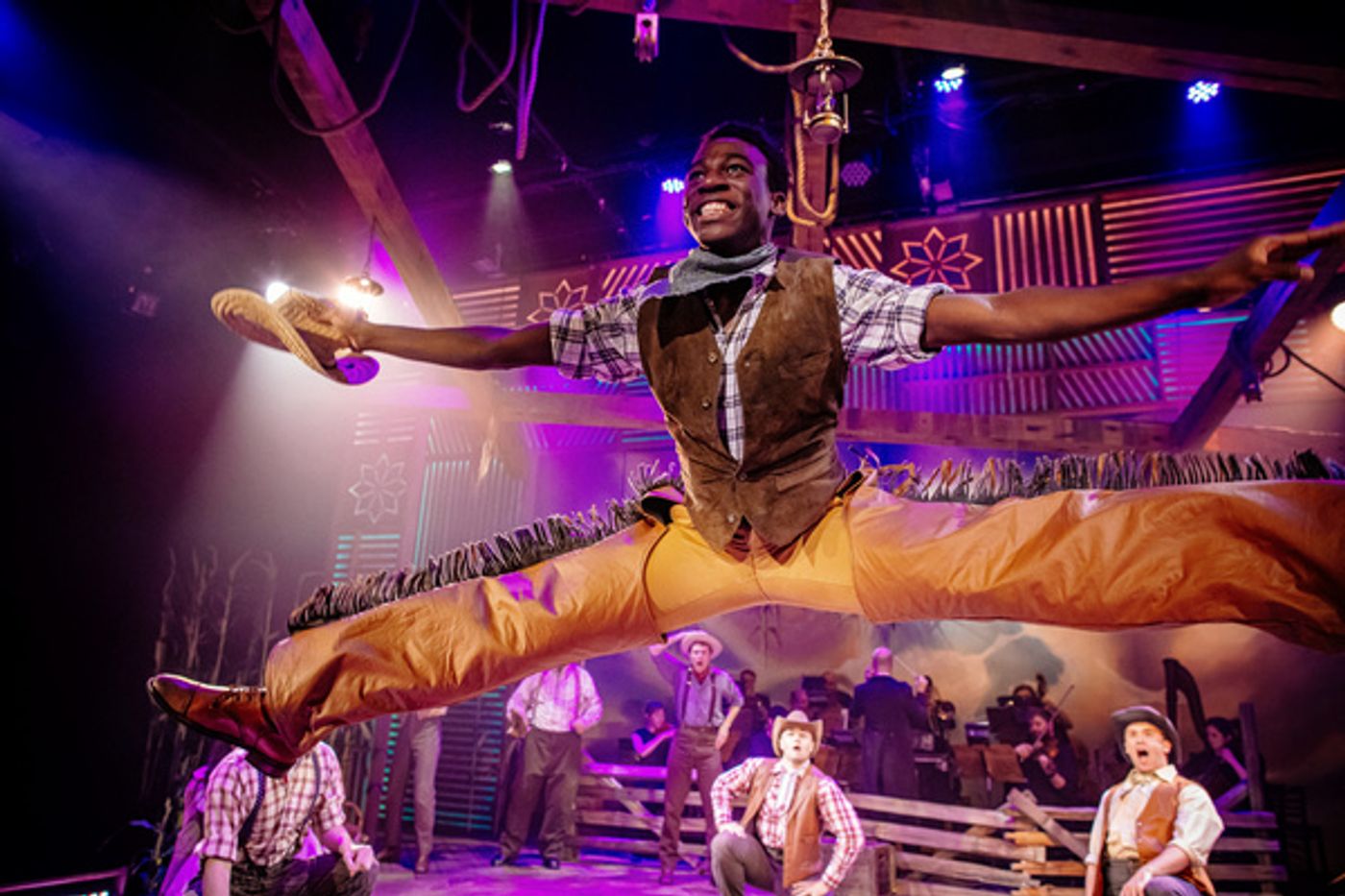 Photos: The Encore Musical Theatre Company Presents OKLAHOMA!  Image