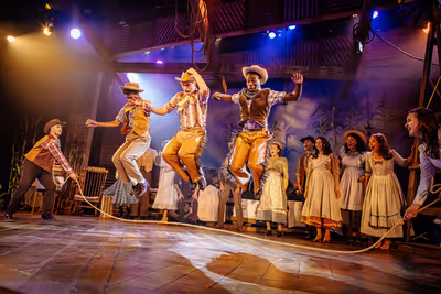 Anderson Zoll (Will Parker) and Ensemble Photo