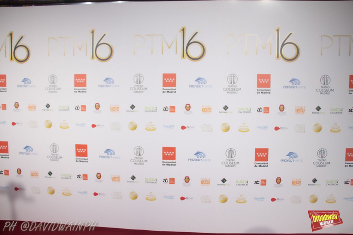 PHOTOS: Alfombra Roja de los Premios del Teatro Musical 2024 PHOTOS: Alfombra Roja de los Premios del Teatro Musical 2024 Image