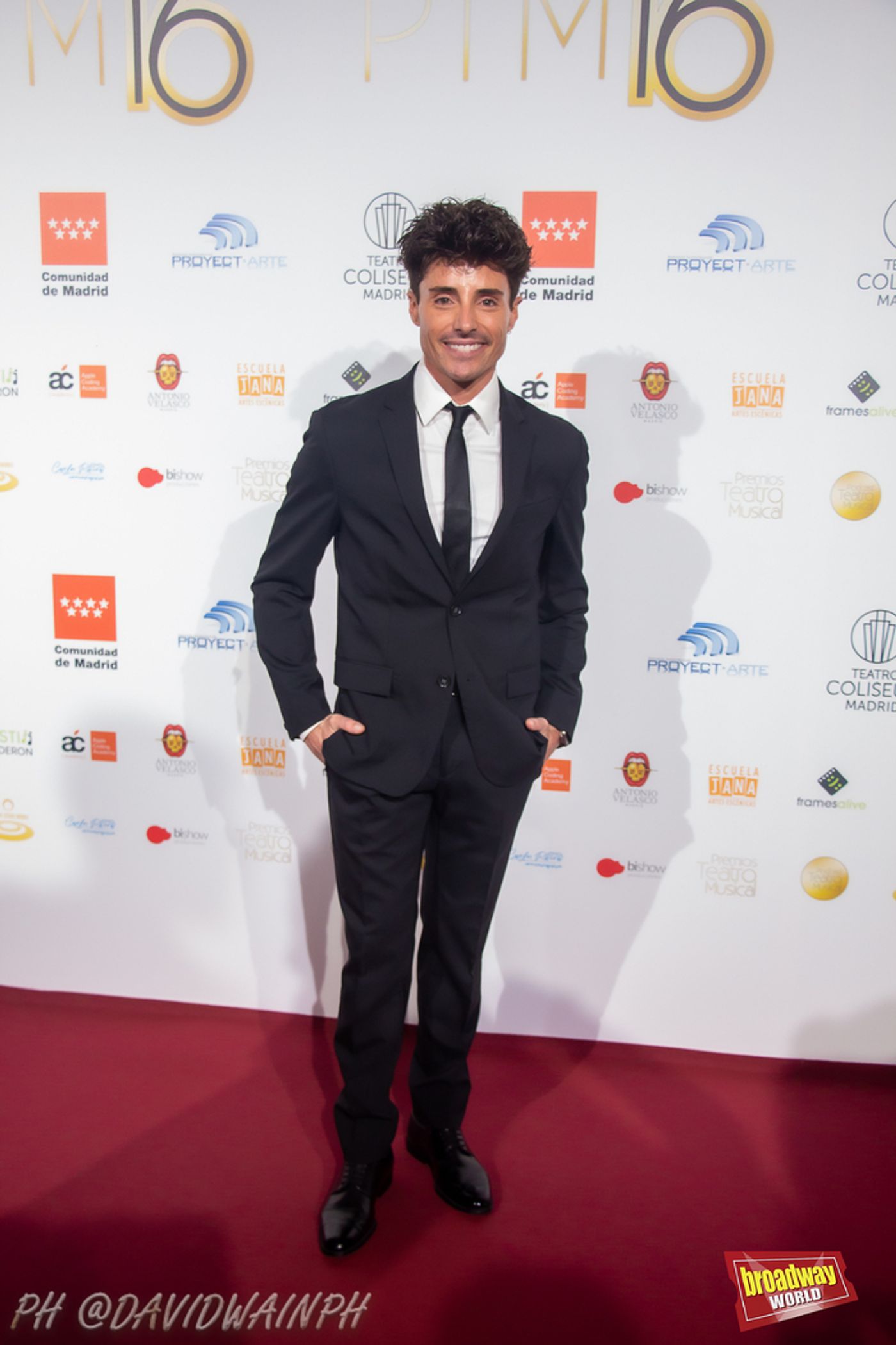 PHOTOS: Alfombra Roja de los Premios del Teatro Musical 2024  Image