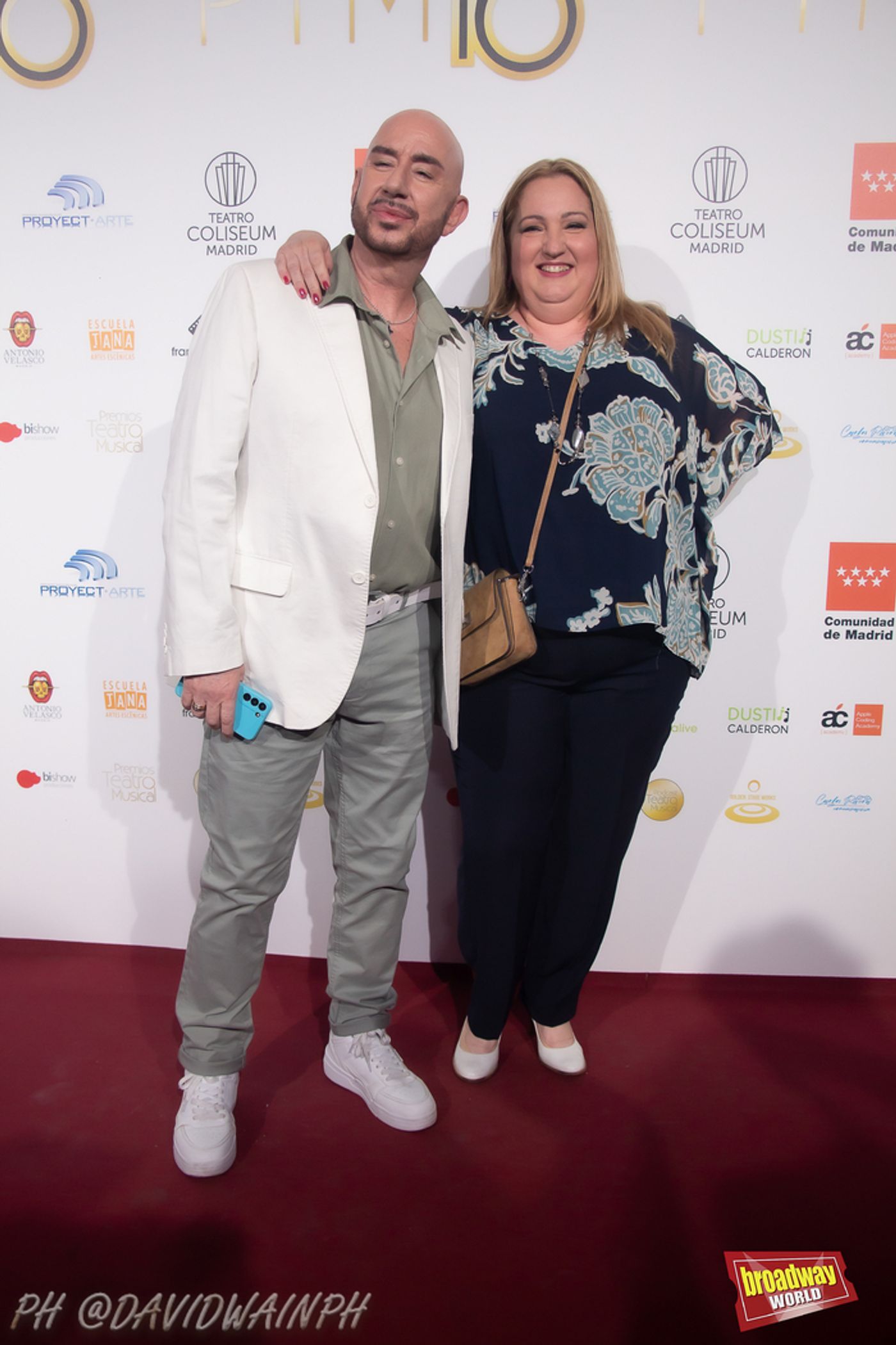 PHOTOS: Alfombra Roja de los Premios del Teatro Musical 2024 PHOTOS: Alfombra Roja de los Premios del Teatro Musical 2024 Image