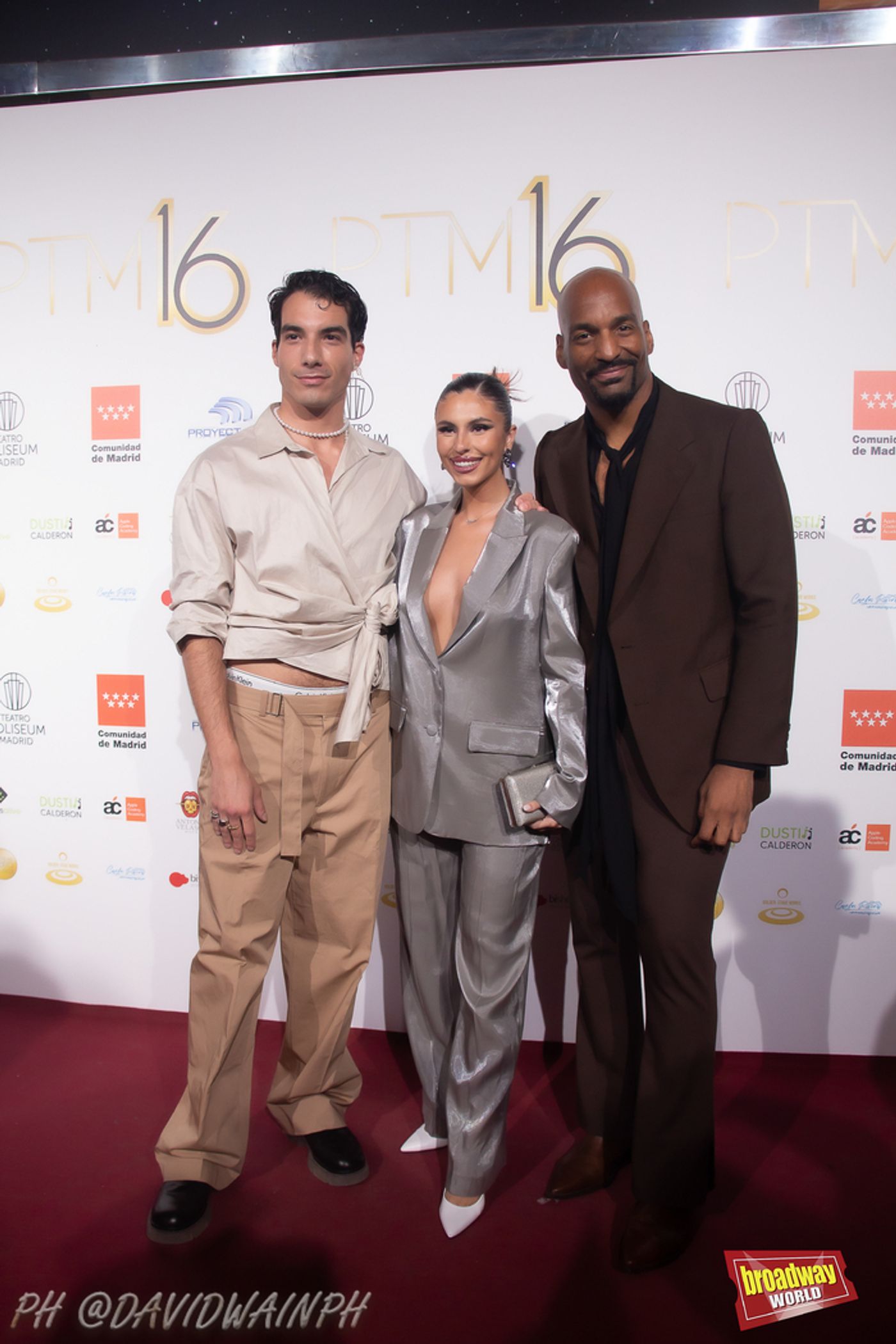 PHOTOS: Alfombra Roja de los Premios del Teatro Musical 2024 PHOTOS: Alfombra Roja de los Premios del Teatro Musical 2024 Image