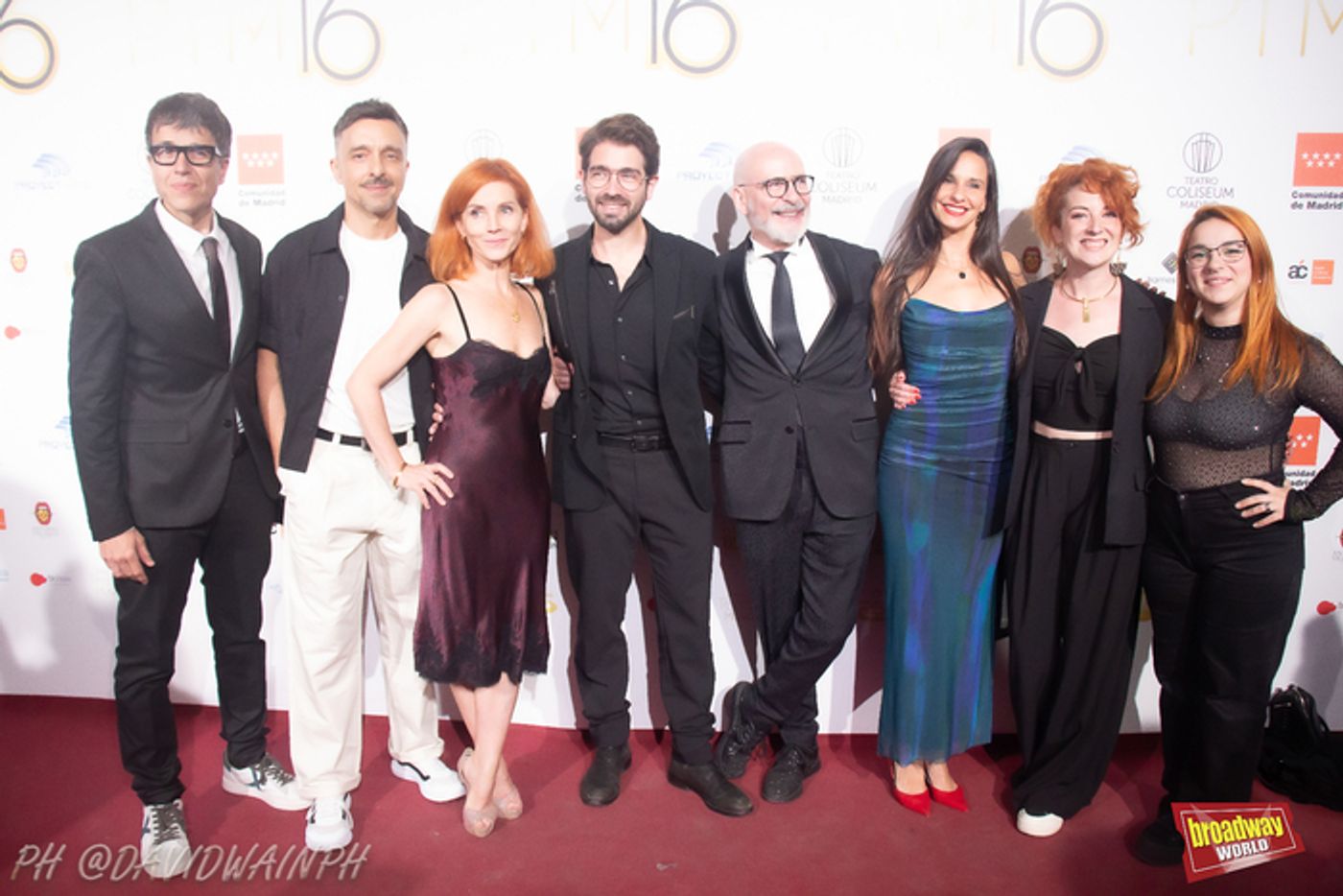 PHOTOS: Alfombra Roja de los Premios del Teatro Musical 2024 PHOTOS: Alfombra Roja de los Premios del Teatro Musical 2024 Image