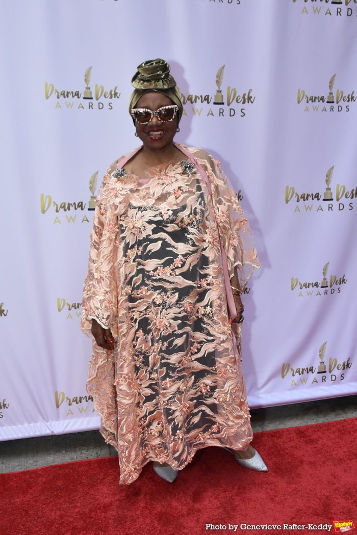 Photos: Stars Walk the Red Carpet at the Drama Desk Awards  Image