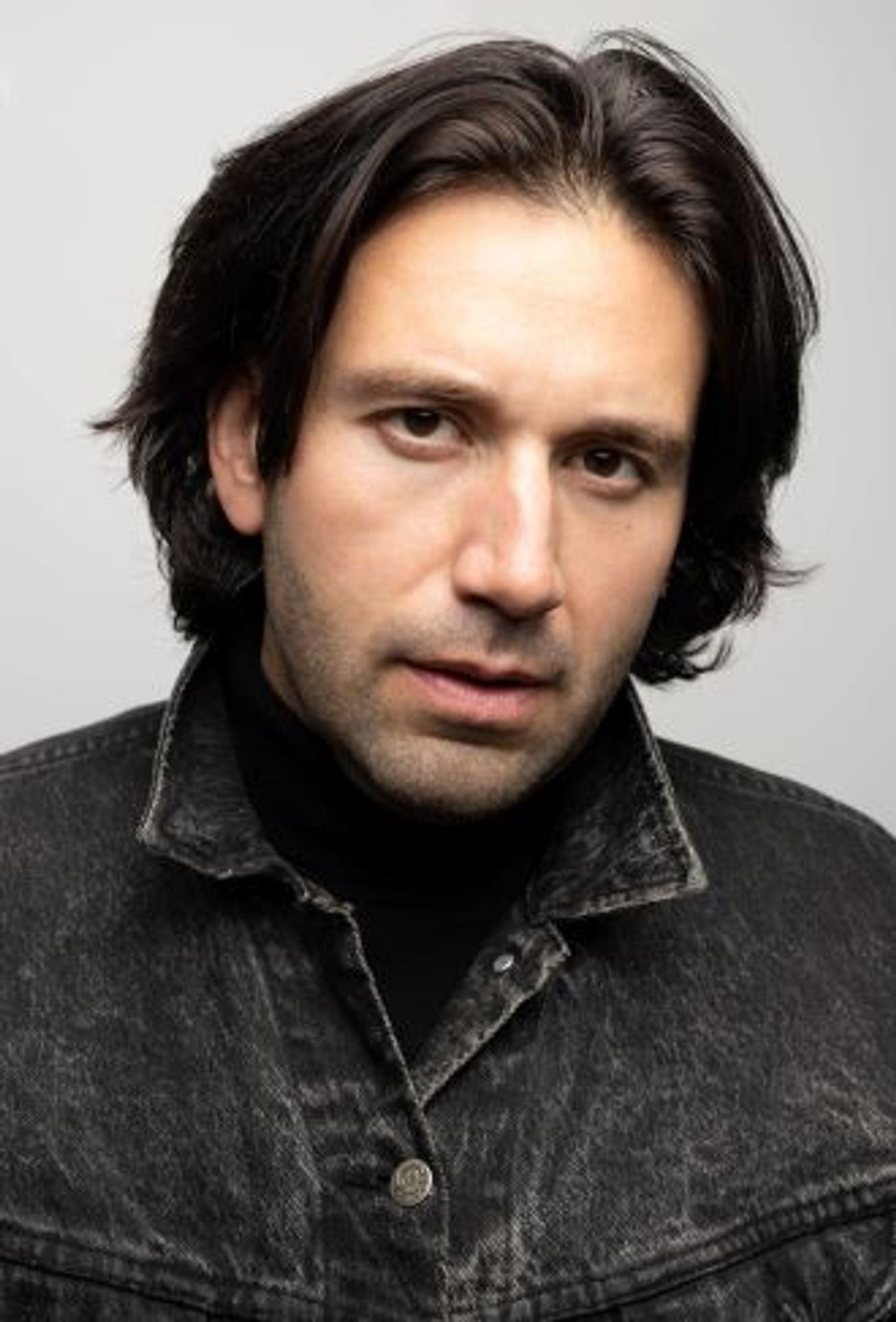 Tenor Jonathan Guerrero headshot