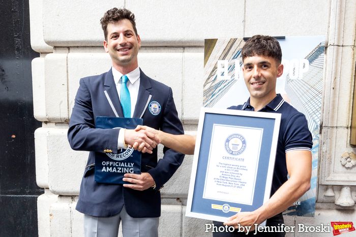 Photos: EL MAGO POP, AKA Antonio Diaz, Receives Guinness World Record — photo 9 of 12