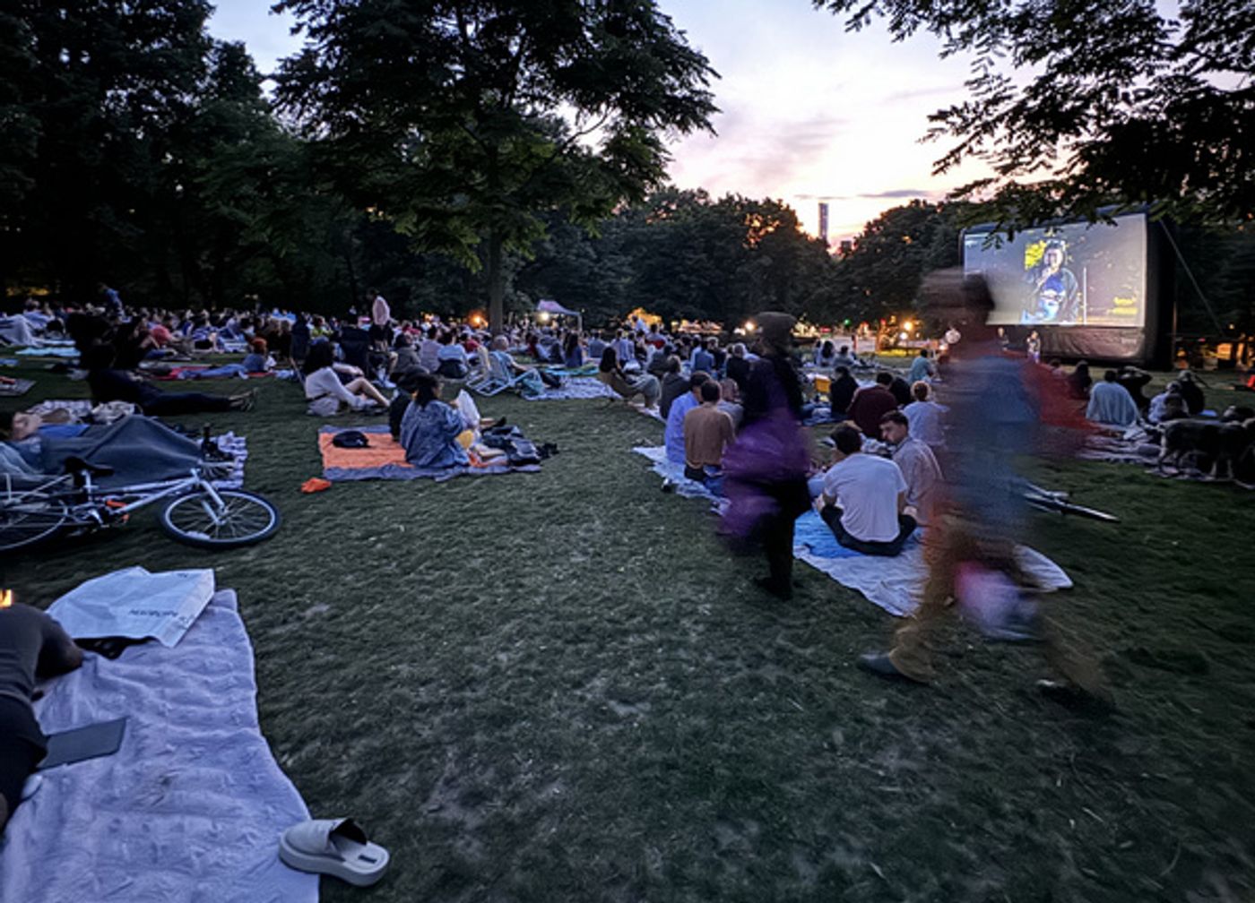 Photos: Three Time Indie Spirit Nominee CHRONICLES OF A WANDERING SAINT Brings Stars Out Under The Stars Photos: Three Time Indie Spirit Nominee CHRONICLES OF A WANDERING SAINT Brings Stars Out Under The Stars Image